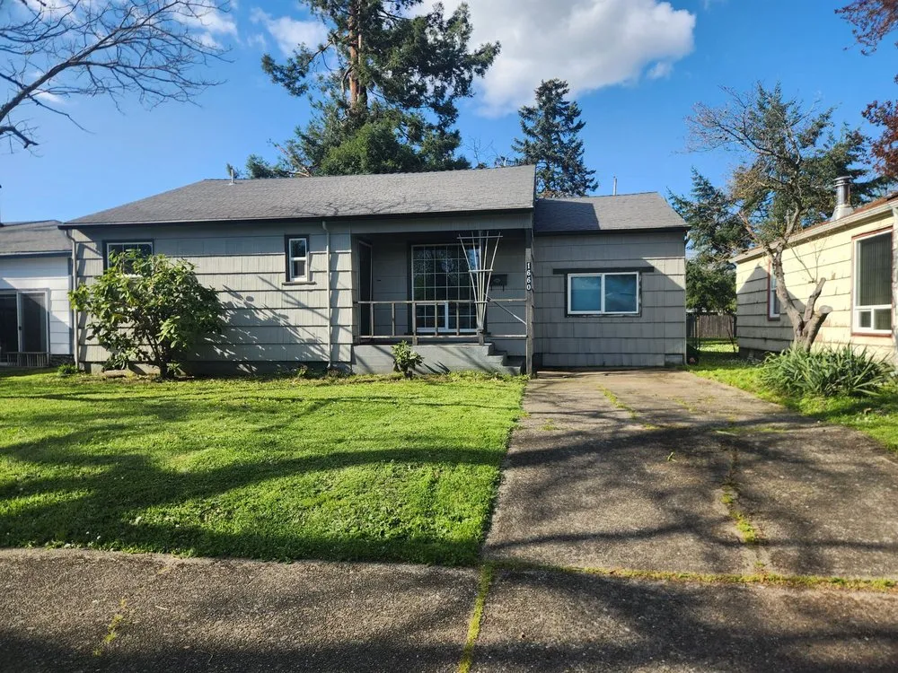 Top-rated landscape installation near you in Springfield, OR by Untouchable Choices