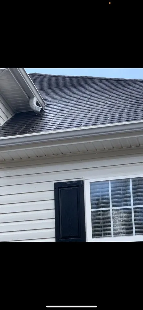 Custom garden landscaping in Powder Springs, GA by Untouchable Lawn Care & Pressure Washing