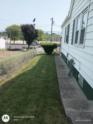 Local yard maintenance near you in Dayton, OH by Up and Smoke