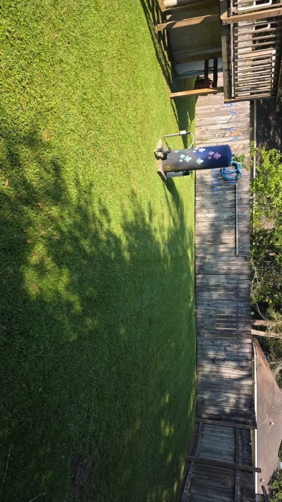 Affordable lawn care service near you in Covington, LA by Up Keep