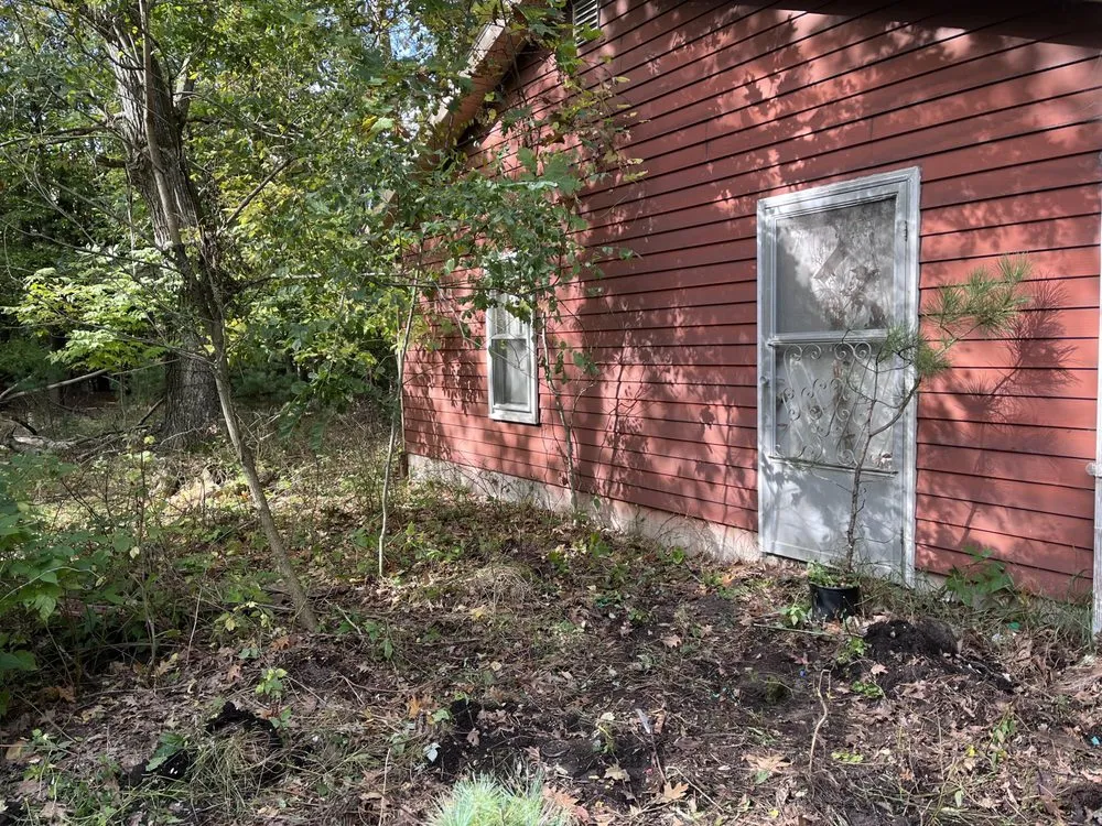 Professional yard maintenance in Alpena, MI - Up North Cleanup