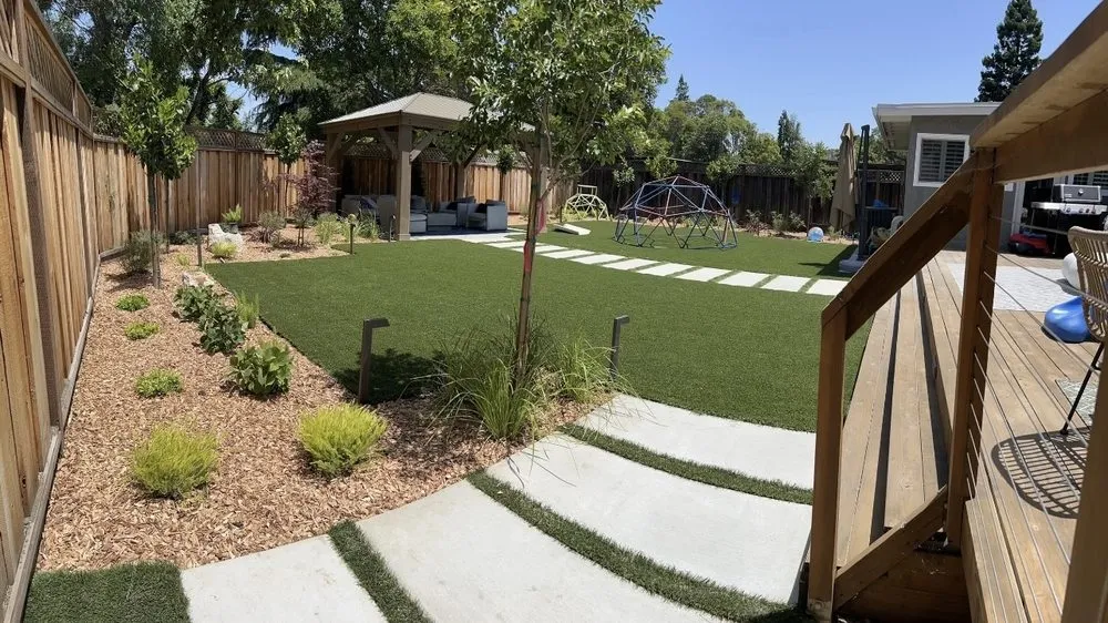 Professional landscape design in San Mateo, CA - Upfront Construction