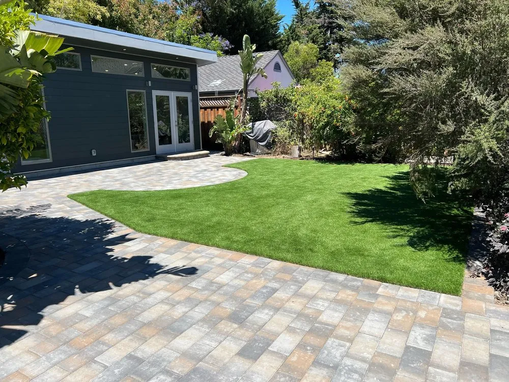 Custom landscape design for beautiful yards in San Jose, CA by Upgrade Hardscapes