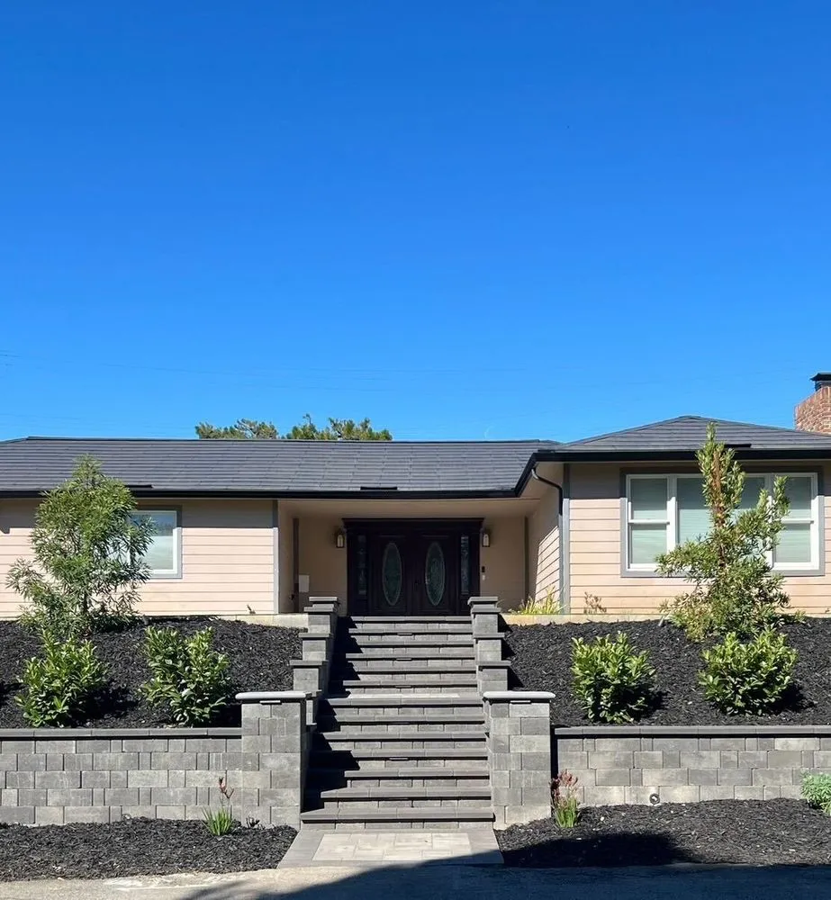 Custom garden landscaping for year-round maintenance in San Jose, CA by Upgrade Hardscapes