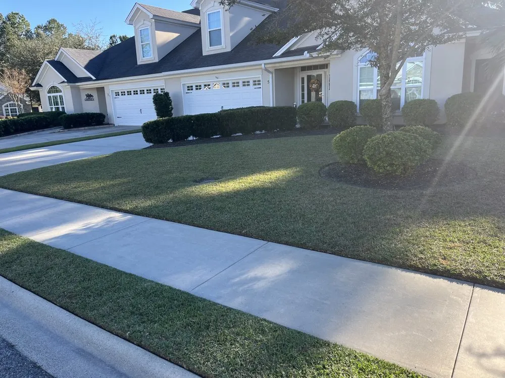 Professional residential landscaping for beautiful yards in Savannah, GA by Upper Cutz Landscape