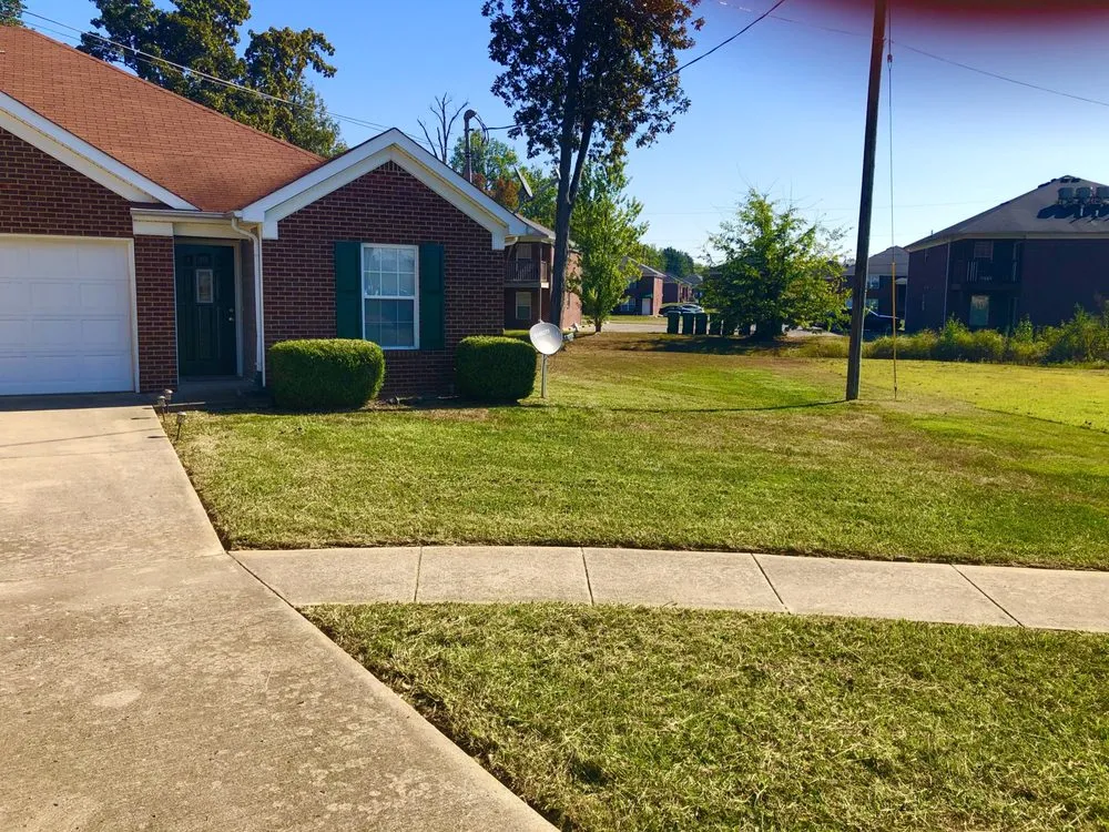 Expert yard cleanup service for beautiful yards across Vine Grove, KY - UpperCuts Lawn Care