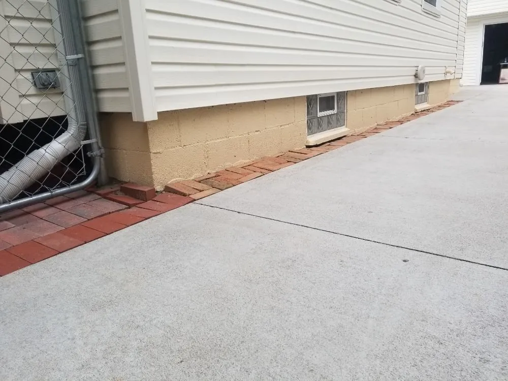 Custom outdoor landscaping experts serving waterville, OH - UpperEdge