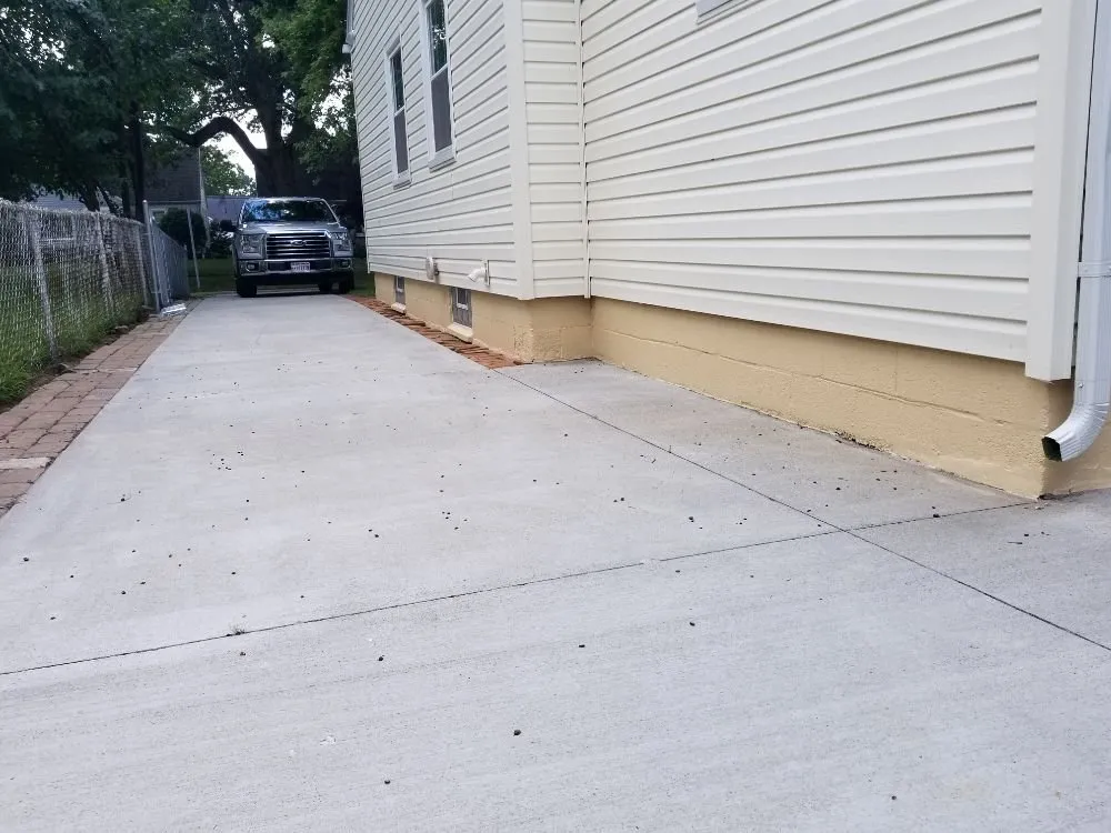 Reliable outdoor landscaping experts serving waterville, OH - UpperEdge