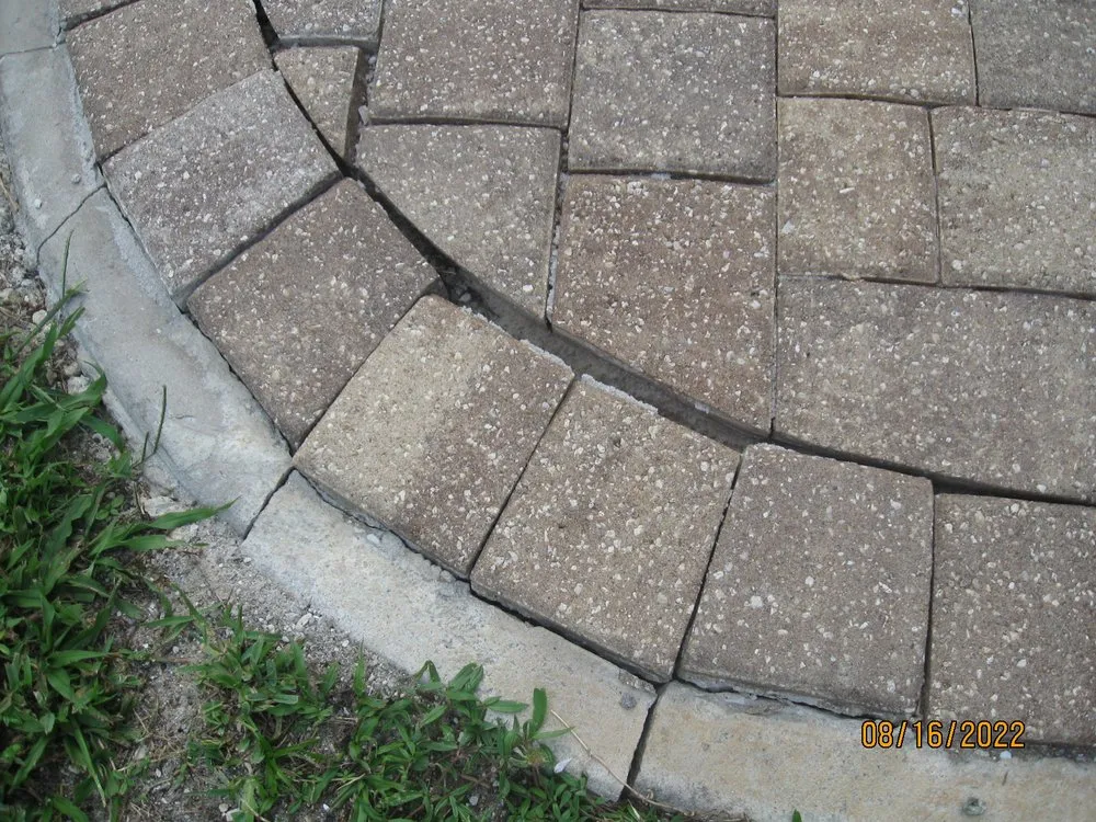 Affordable garden landscaping in Cocoa, FL by Uprooted Tree & Lawn Care