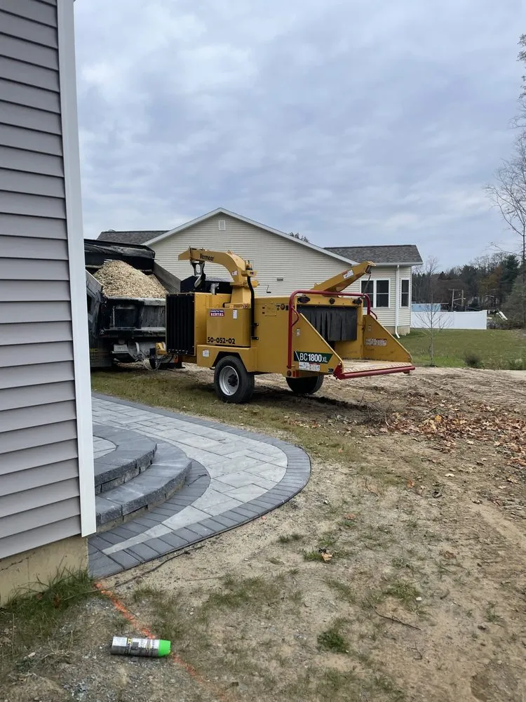 Local garden landscaping experts serving Rensselaer, NY - Upscale Lawn Pros