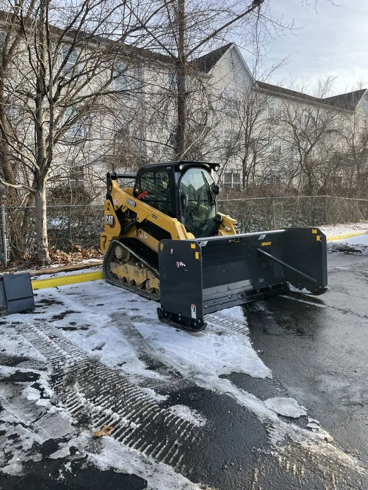 Top-rated lawn care service for homes across Rensselaer, NY - Upscale Lawn Pros