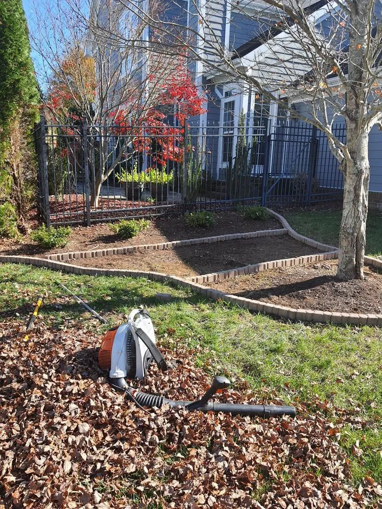 Affordable outdoor landscaping experts serving Bon Aqua, TN - UPscape