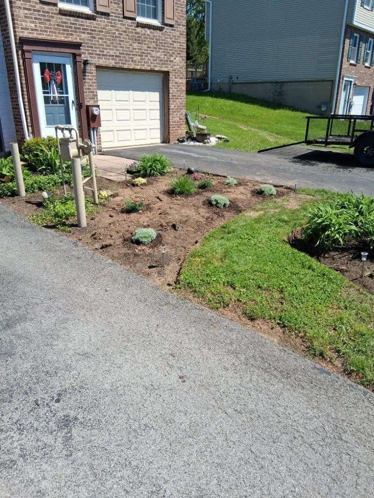 Local landscape design experts serving Clay, NY - Upscapes