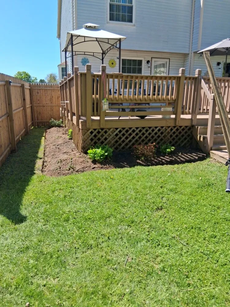 Trusted lawn mowing service in Clay, NY by Upscapes