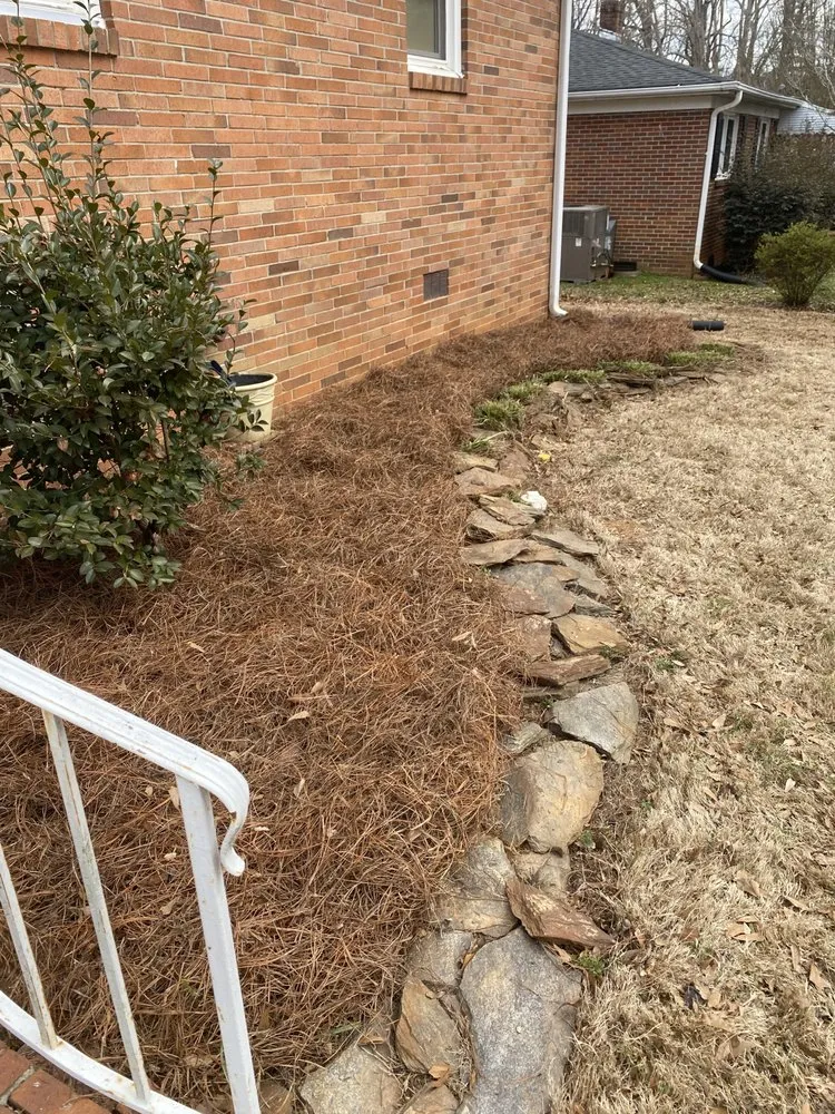 Affordable lawn mowing service in Easley, SC - Upstate Turf & Landscape