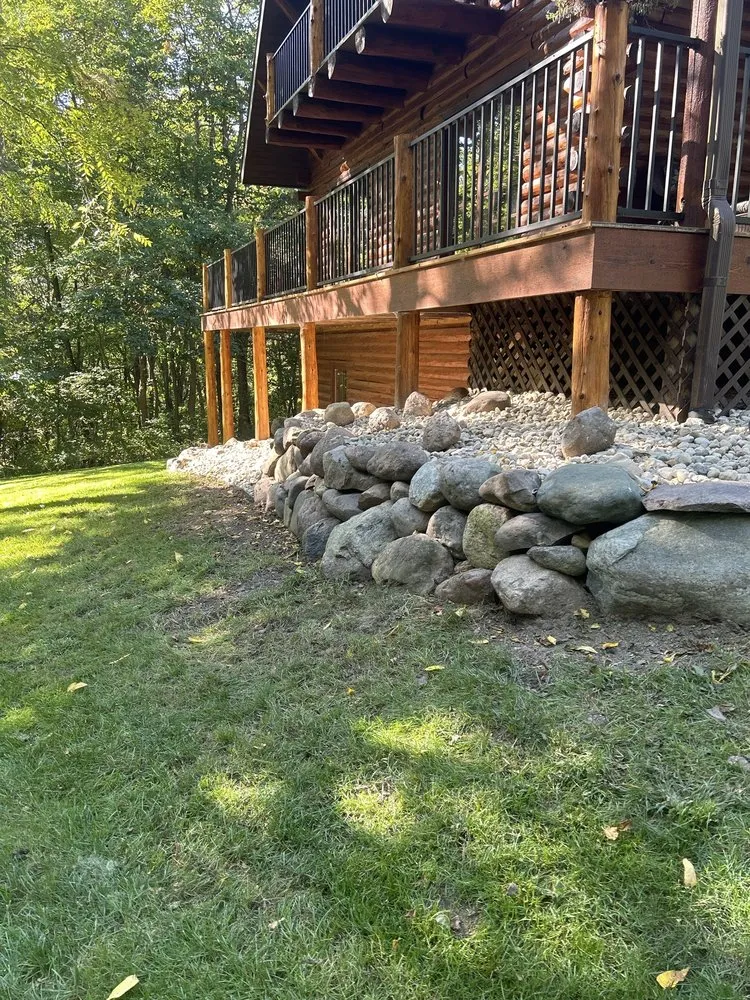 Trusted garden landscaping experts serving Belding, MI - Upstream Landscape Maintenance and Design