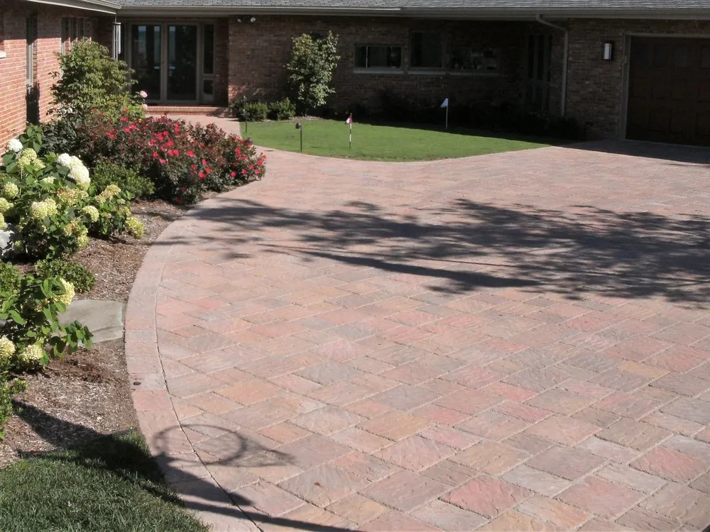 Custom outdoor landscaping experts serving Niles, MI - Upstream Waters Landscape