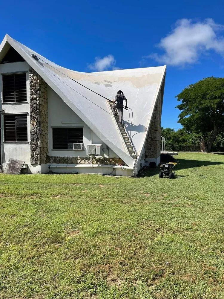 Top-rated residential landscaping in Orlando, FL by Uptomized Services VI