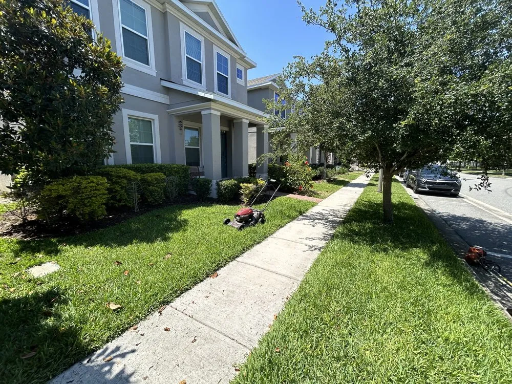 Affordable yard maintenance near you in Orlando, FL by Uptomized Services VI