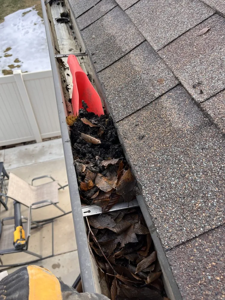 Affordable yard maintenance in Tremonton, UT - UpWard