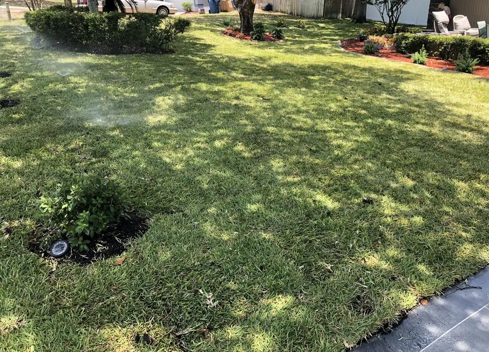 Local garden landscaping in Mulberry, FL - Upzide Down Sod
