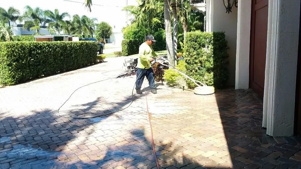 Affordable outdoor landscaping in Boynton Beach, FL by UR Way Lawn Service
