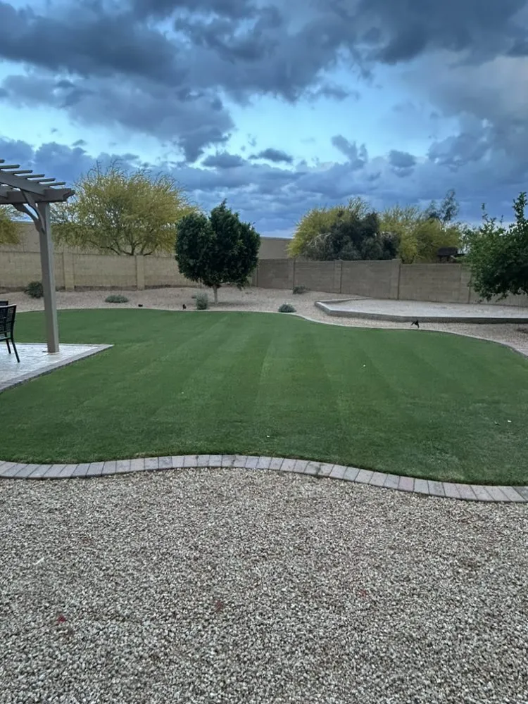 Professional garden landscaping experts serving Phoenix, AZ - Urías Ramos Landscaping