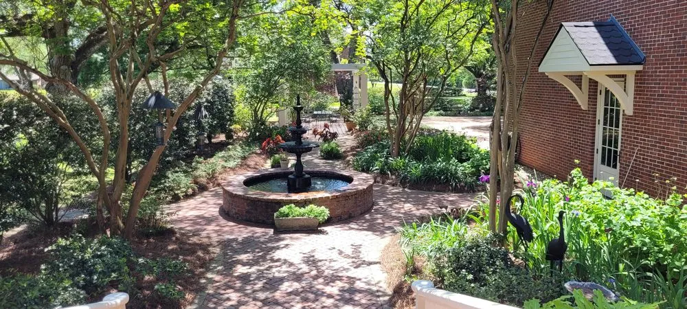 Affordable residential landscaping experts serving Lake Charles, LA - Urban Designs Landscaping