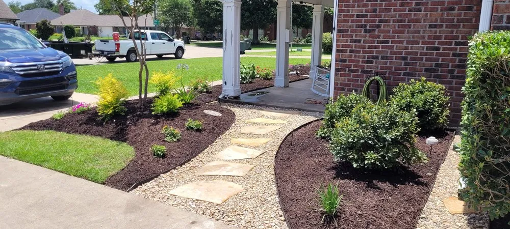 Top-rated yard maintenance in Lake Charles, LA by Urban Designs Landscaping