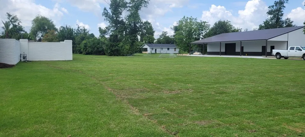 Affordable outdoor landscaping in Lake Charles, LA - Urban Designs Landscaping