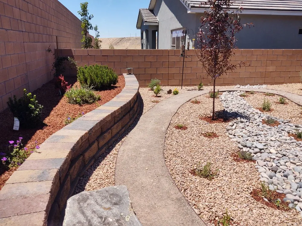 Top-rated yard cleanup service experts serving Albuquerque, NM - Urban Earth Landscaping