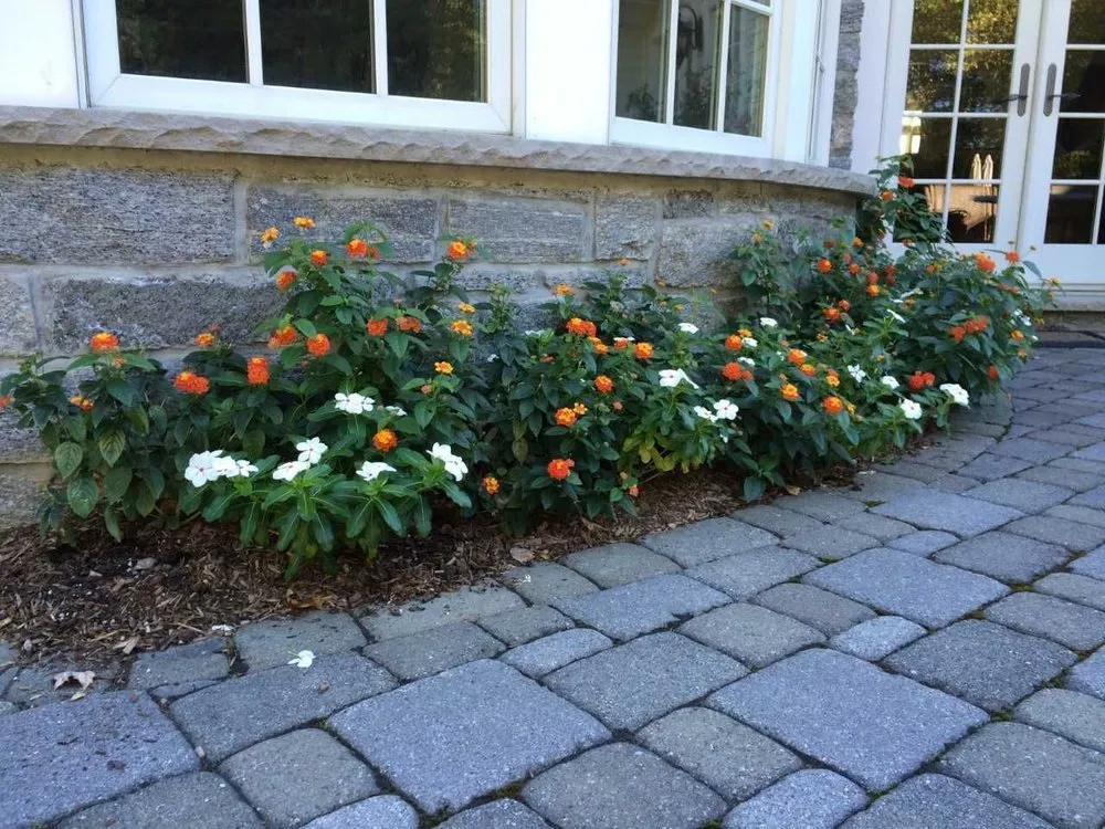 Trusted garden landscaping experts serving Franklin Lakes, NJ - Urban Farms Landscape & Design