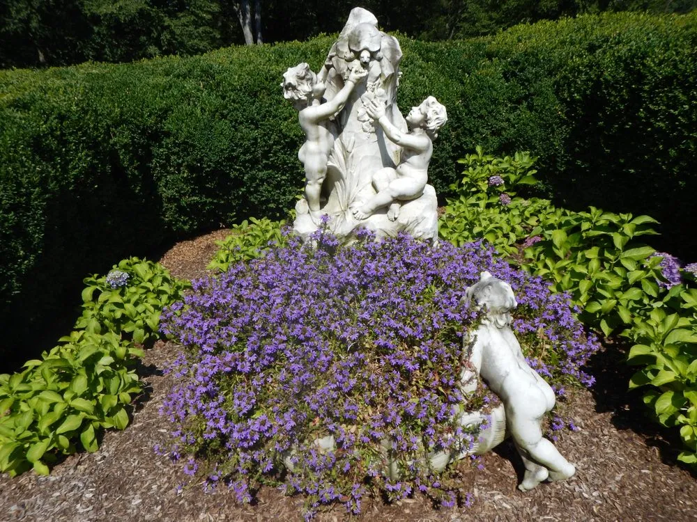 Expert lawn care service in Franklin Lakes, NJ - Urban Farms Landscape & Design