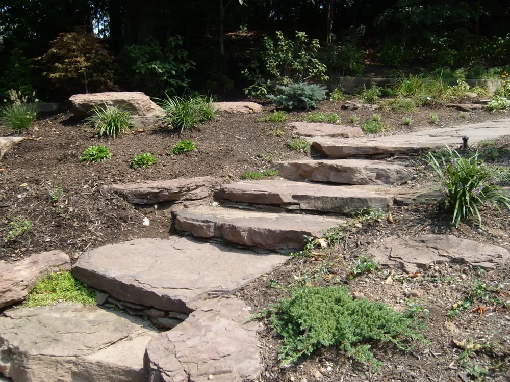 Affordable yard maintenance experts serving Englewood, NJ - Urban Green Landscaping Corp