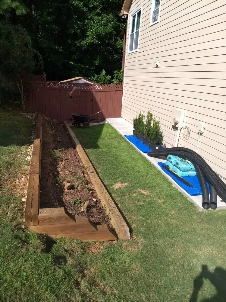 Custom lawn mowing service in Snellville, GA - Urban Green Lawn Care