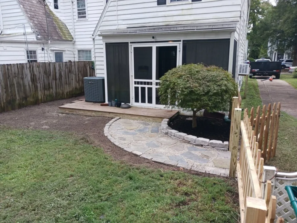Reliable yard maintenance in Hampton, VA by Urban Hardscapes