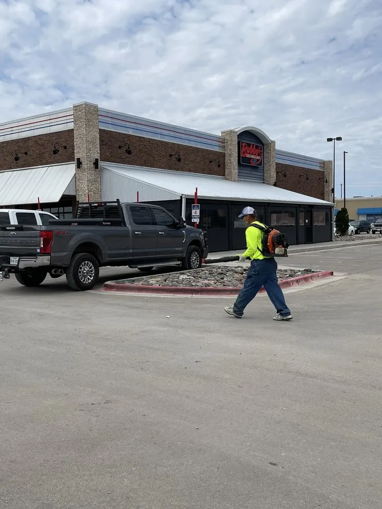 Top-rated landscape installation in Midland, TX by Urban Industries