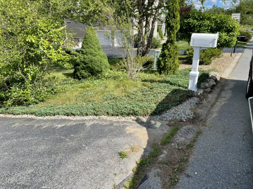 Affordable landscaping services for homes in Hudson, NH by Urban jungle landscaping