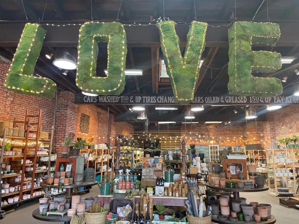 Custom outdoor landscaping experts serving Philadelphia, PA - Urban Jungle