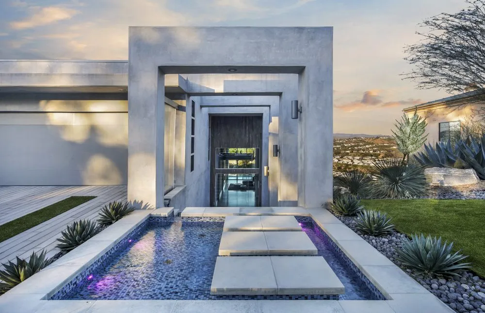 Top-rated landscaping services in Newport Beach, CA by Urban Landscape