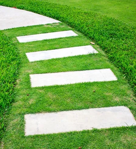 Local outdoor landscaping for beautiful yards in Evansville, IN by Urban Landscaping