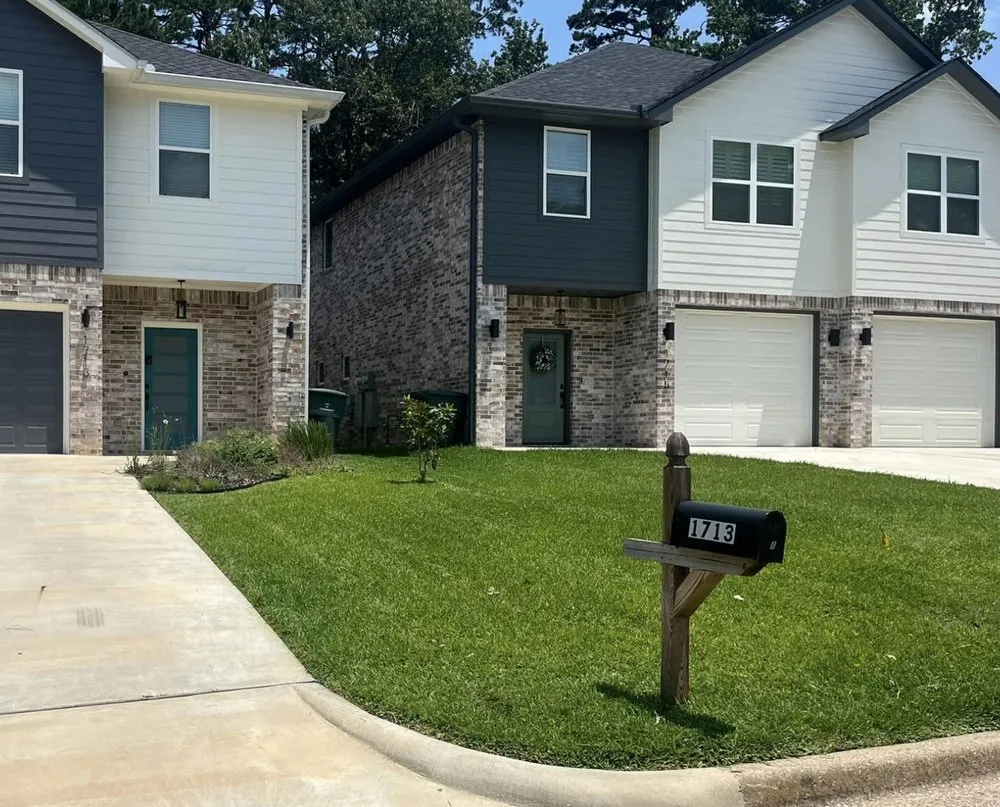 Custom lawn care service in Nacogdoches, TX - Urban Leaf Lawn Care