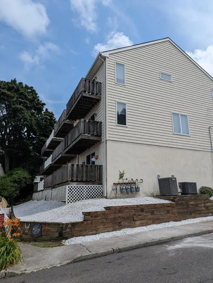 Professional yard maintenance in Franklin Park, PA - Urban Line Landscaping And Outdoor Services