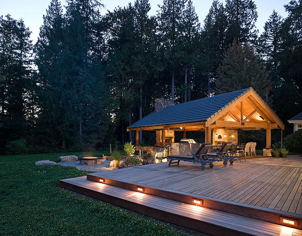 Professional landscape design for year-round maintenance in Seattle, WA by Urban Oasis Design & Construction