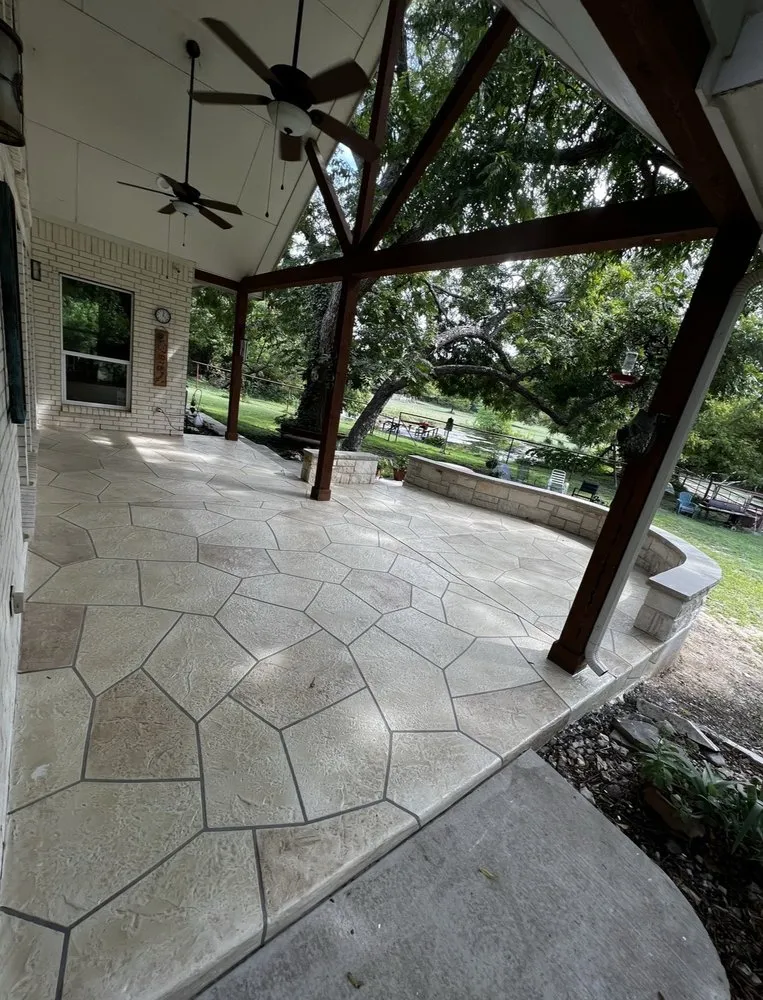 Professional landscaping services experts serving Forest Hill, TX - Urban Oasis Outdoor Living