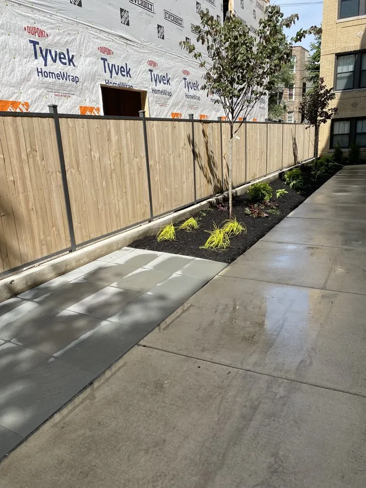 Expert yard cleanup service in Chicago, IL - Urban Outdoor Spaces