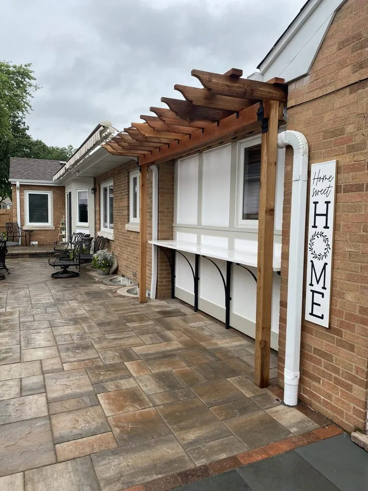 Trusted lawn mowing service in Chicago, IL - Urban Outdoor Spaces