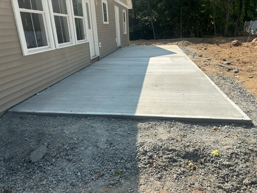 Expert lawn care service experts serving Dartmouth, MA - Urban Stone Masonry Construction