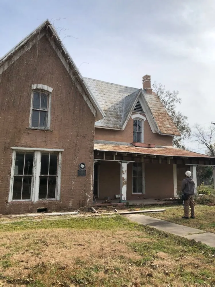 Custom yard cleanup service for beautiful yards across Whitewright, TX - Urban X Designs