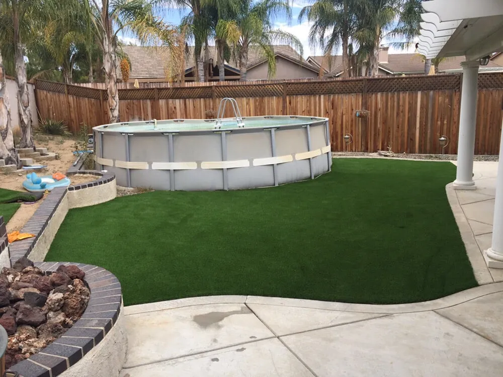 Professional lawn mowing service for homes in Vista, CA by Urbanica Landscape